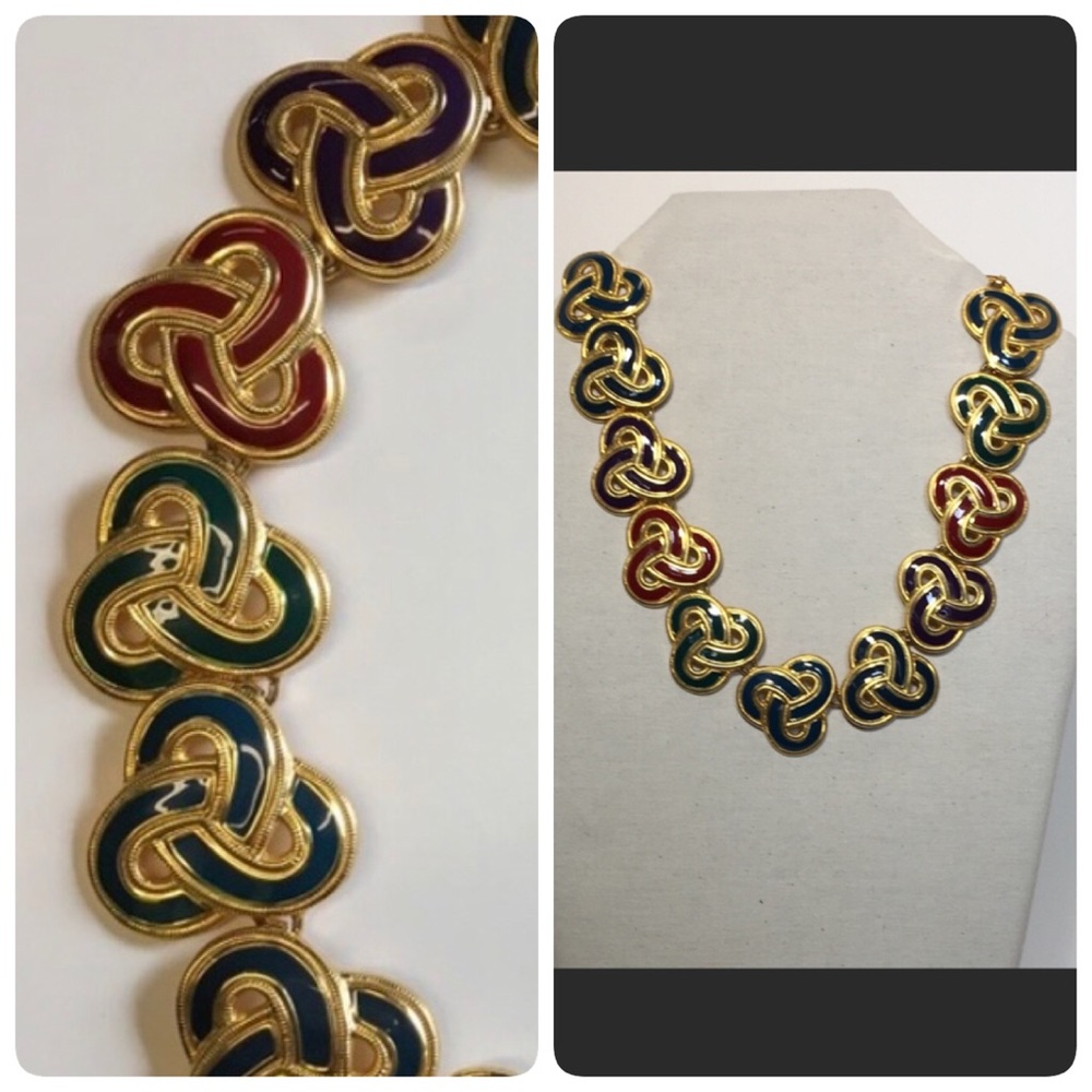 NWOT Gold tone statement necklace